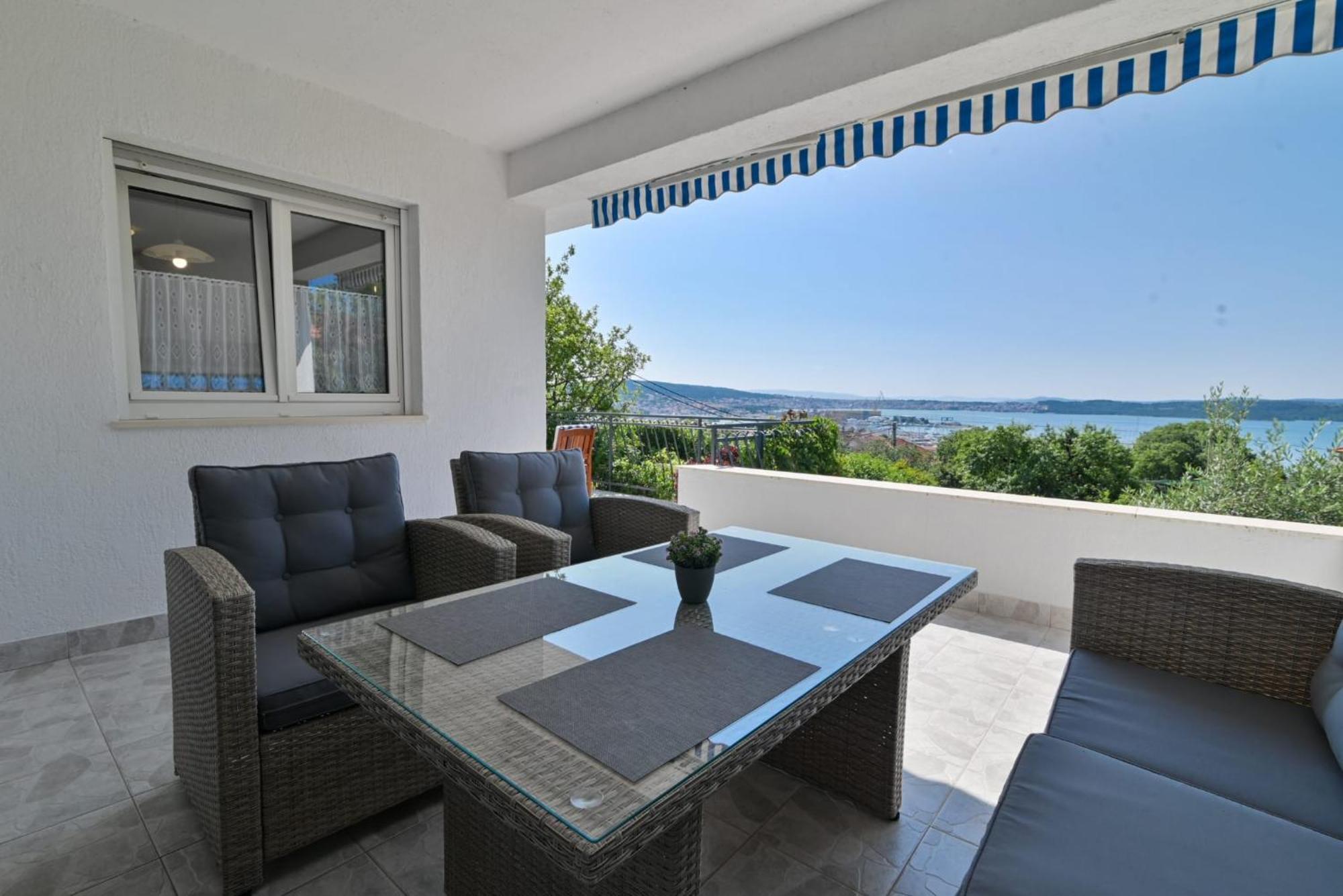 Rina Vacation Home Trogir Exterior foto